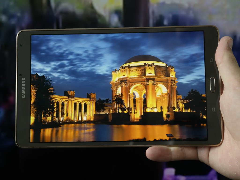 Samsung Galaxy Tab S2 Will Be Thinner Than iPad Air 2