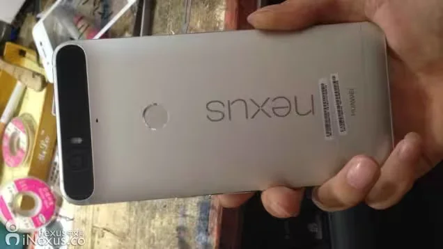 Huawei Nexus - Showing Rear Camera Hump