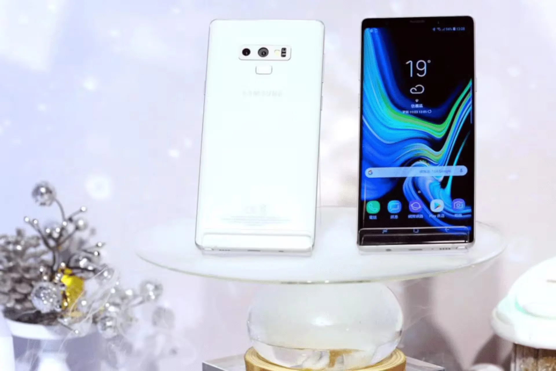 White Samsung Galaxy Note 9